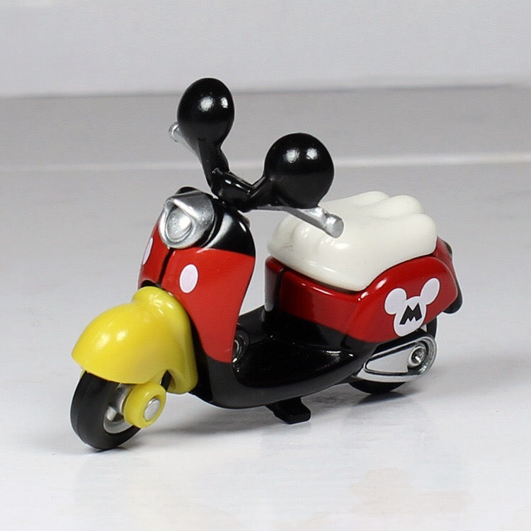 Lambretas Disney Motors Takara Tomy Colecionáveis