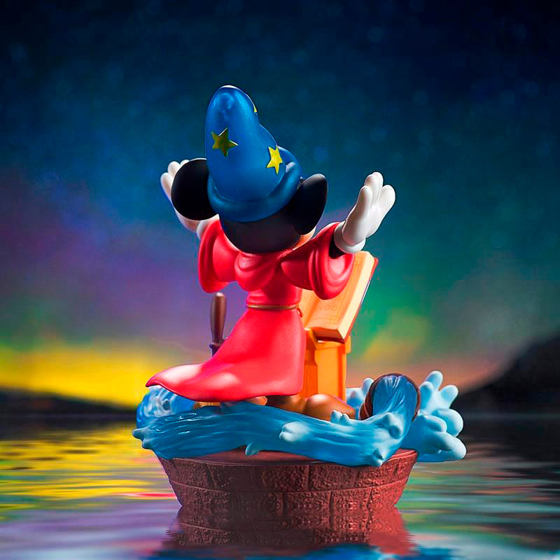 Estátua Mickey Fantasia O Aprendiz de Feiticeiro 17cm Disney