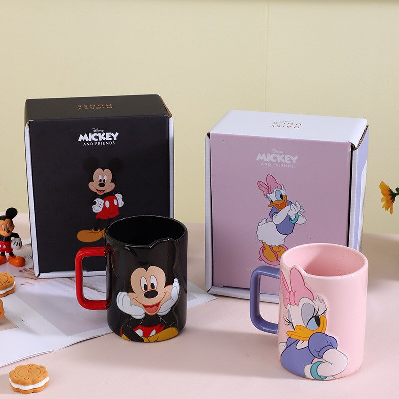 Caneca Mickey e Amigos Shape 500ML Oficial Disney