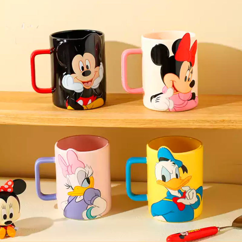 Caneca Mickey e Amigos Shape 500ML Oficial Disney