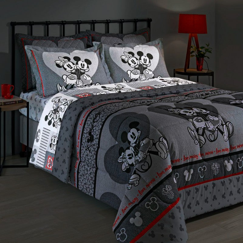 King Size Mickey and Minnie Valentine's Double Bed Set - 4 Pieces
