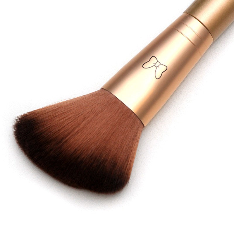 Minnie Mouse Angular Contour Makeup Brush Gold